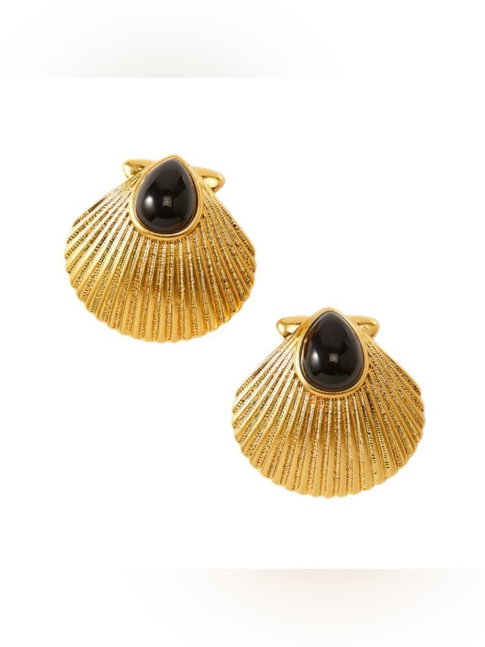 Veronica Beard Julietta
Shell Earrings In Gold. Stunning 🔥🔥🔥